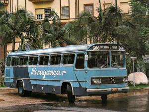 Mercedes-Benz O352